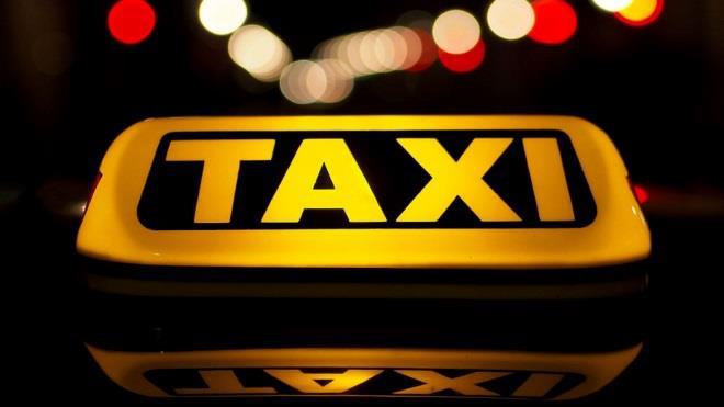 Segnaletica taxi illuminata
